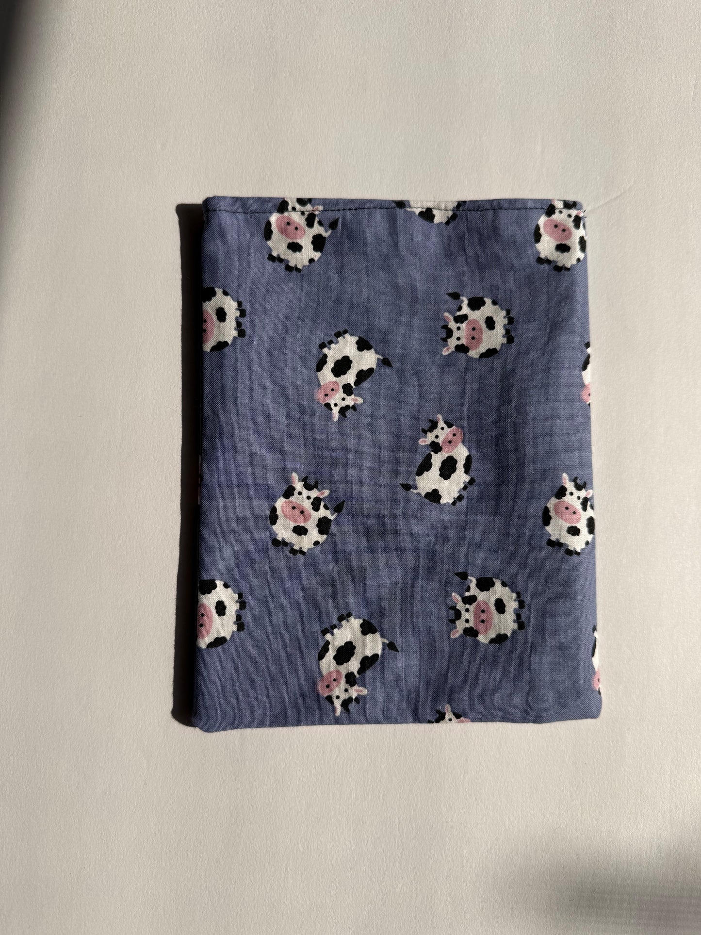 Lavender Cow Kindle Sleeve